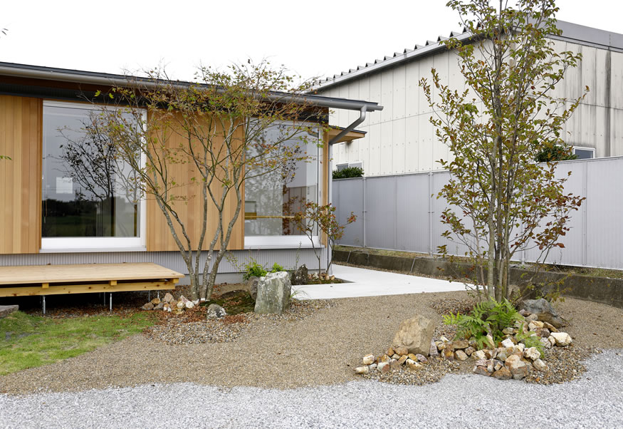 掛川市の造園・外構　そよ風ガーデン　施工事例１２